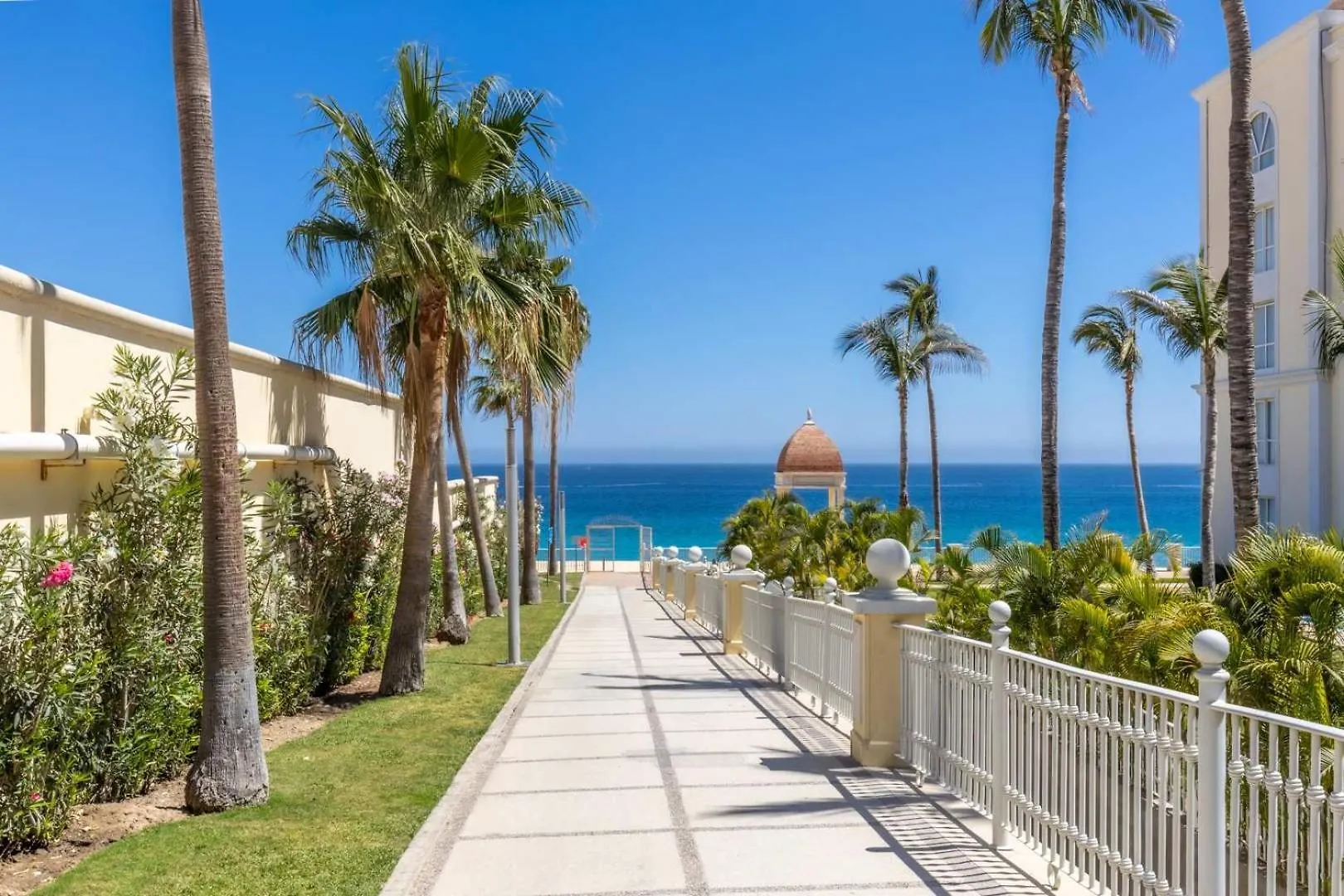 New Condo Right Next To The Beach - Pool Кабо-Сан-Лукас 0*,